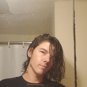 Meet your Posher, Devin